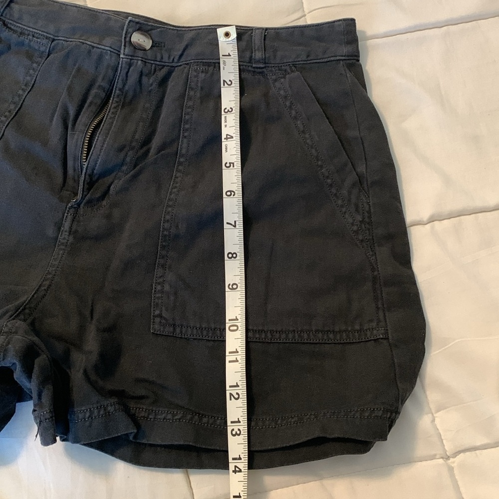 Universal Thread Shorts - Picture 4 of 4